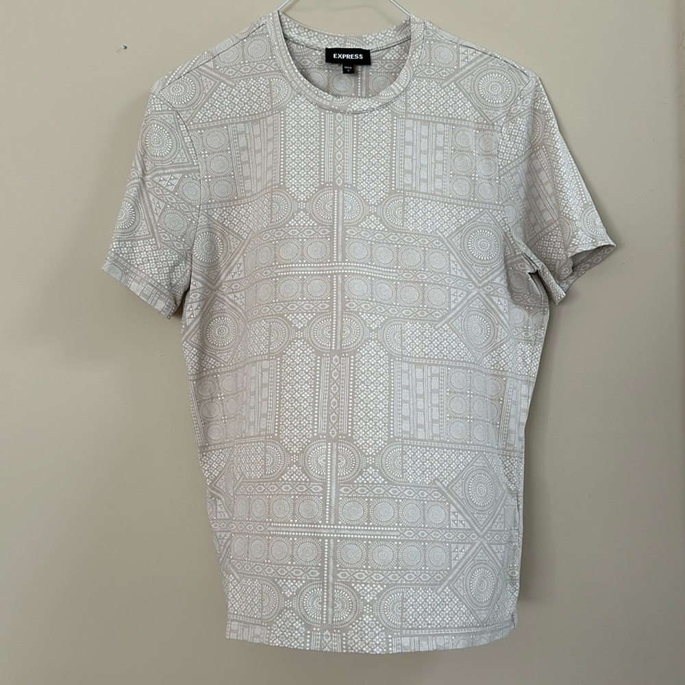 Express T-Shirt